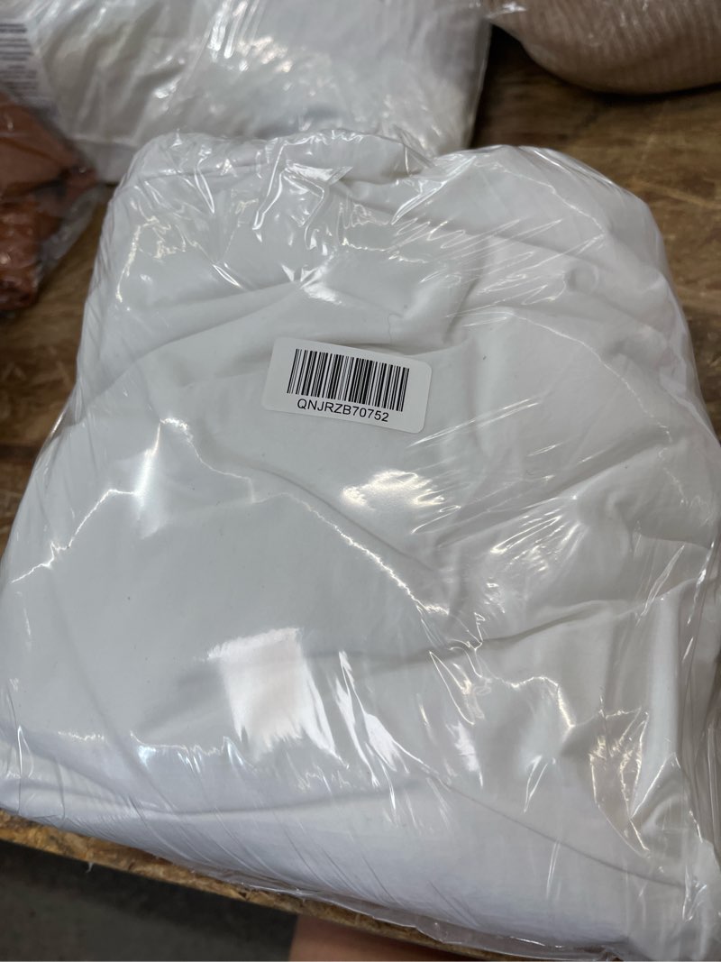 Condition photo showing Good Condition for organic brushed cotton duvet cover, king/cal king, white