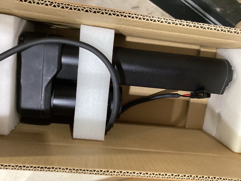 Condition photo showing Good Condition for progressive automations 12v high force linear actuator - 30 inches stroke, 2000 lbs force, industrial, heavy duty linear actuator with ip65 protection for agriculture automotive industry, pa-17 2000 lbs. linear actuator 30"