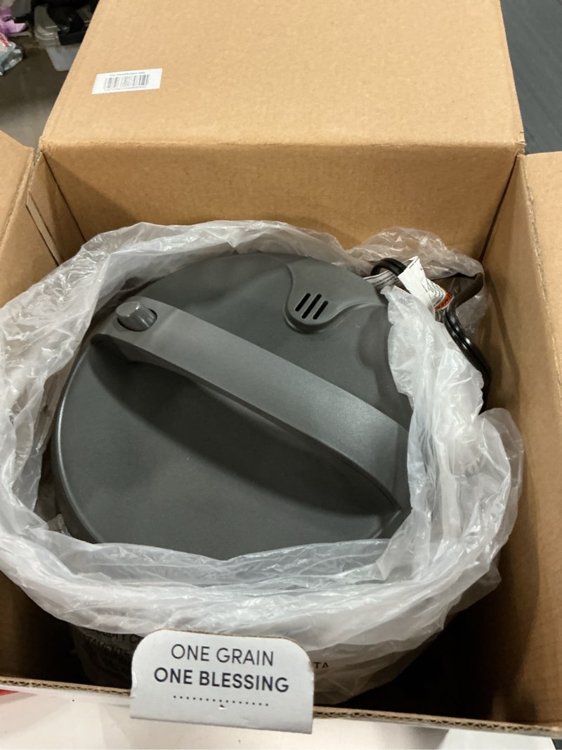 Condition photo showing As Is for AROMA Professional Digital Rice Cooker, Multicooker, 4-Cup (Uncooked) / 8-Cup (Cooked), Steamer, Slow Cooker, Grain Cooker, 2Qt, Stainless Steel Exterior, ARC-994SG Pro 4 Cup Uncooked