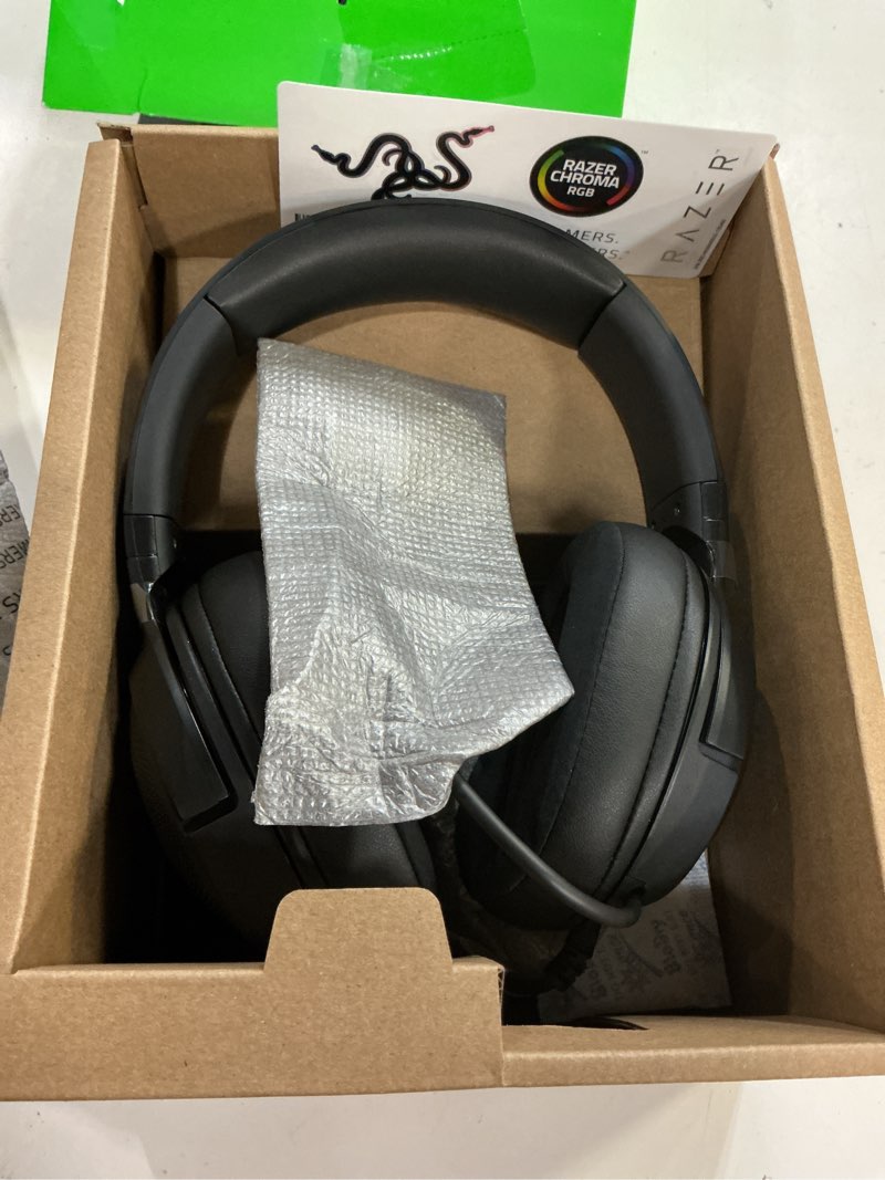 Condition photo showing New/Like New for razer kraken v3 x wired gaming headset for pc