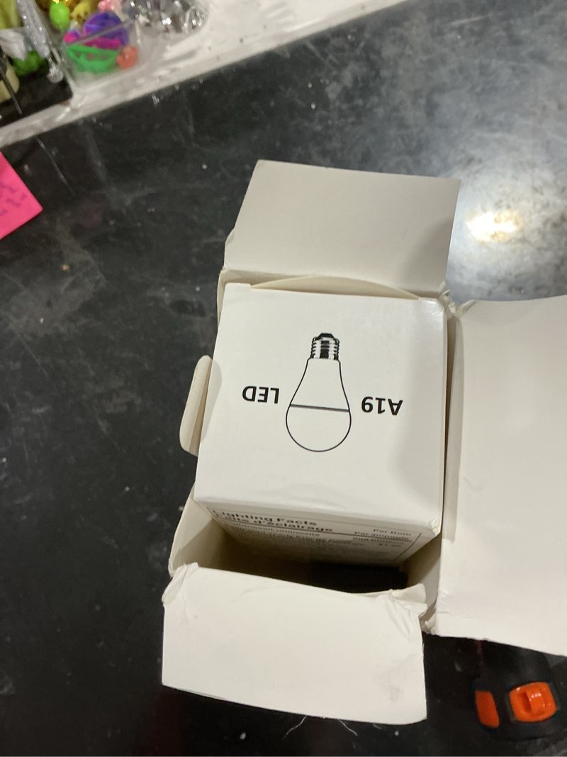 Condition photo showing Good Condition for a19 led light bulbs with remote control, 800lm 9w (60w equivalent) bulbs,stepless dimmable 3000k-6000k,e26 base,cri 80+,2.4ghz,25000+ hours lifespan,light bulb for home decor,2bulb & 1remote 9w-1 remote-2 bulb