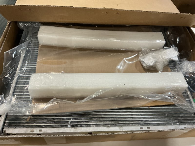 Condition photo showing Good Condition for rayten 2636 radiator compatible with 2001-2005 bmw 320i 325ci 330i 330ci 2003-2008 z4 2.2 2.5l 3.0l