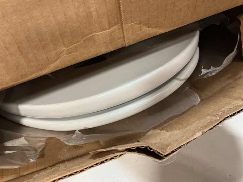 Condition photo showing Good Condition for Bemis 1500EC 390 Lift-Off Wood Elongated Toilet Seat, Cotton White (Pack of 1)