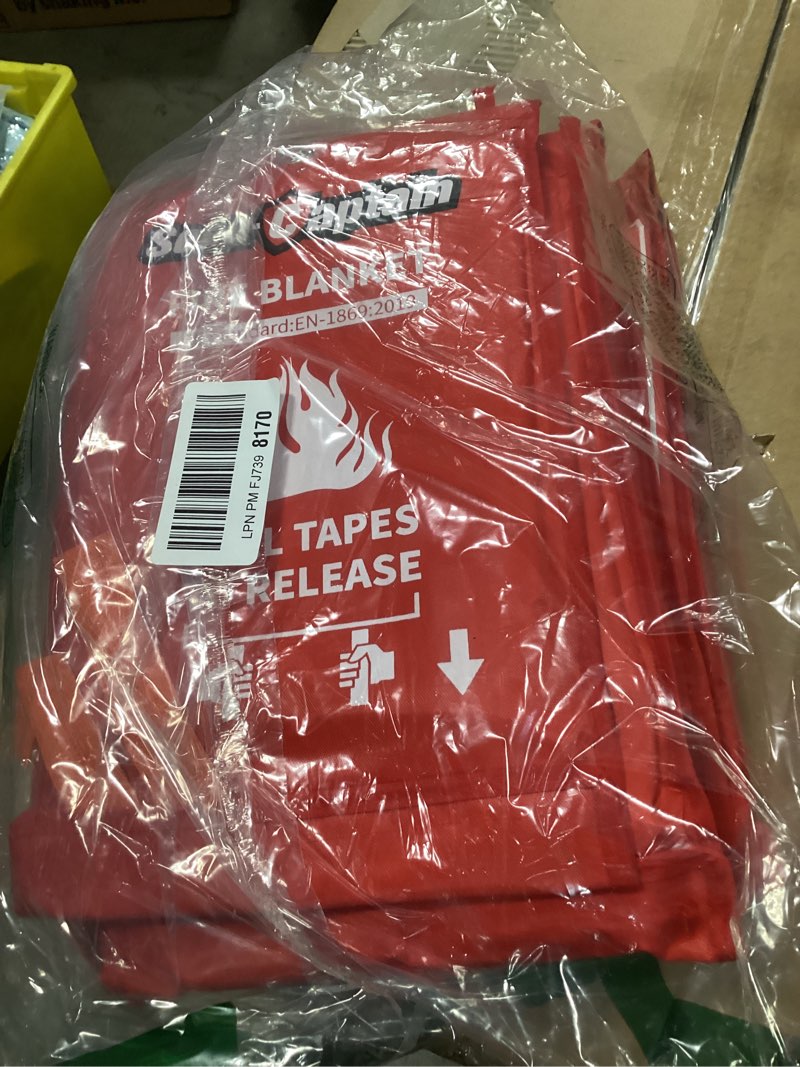 Condition photo showing Good Condition for SecuCaptain Emergency Fire Blanket for Home - 60"x60" X-Large 4 Pack Flame Retardant Blankets with Fireproof Tabs for House Camping Kitchen Fire Protection Survival Safety 60"x60" 4