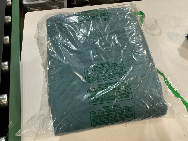 Condition photo showing Good Condition for exclusivo mezcla ultrasonic full queen quilt bedding set, lightweight teal bedspreads soft modern geometric coverlet set for all seasons (1 quilt and 2 pillow shams) teal full/ queen (90"x96")