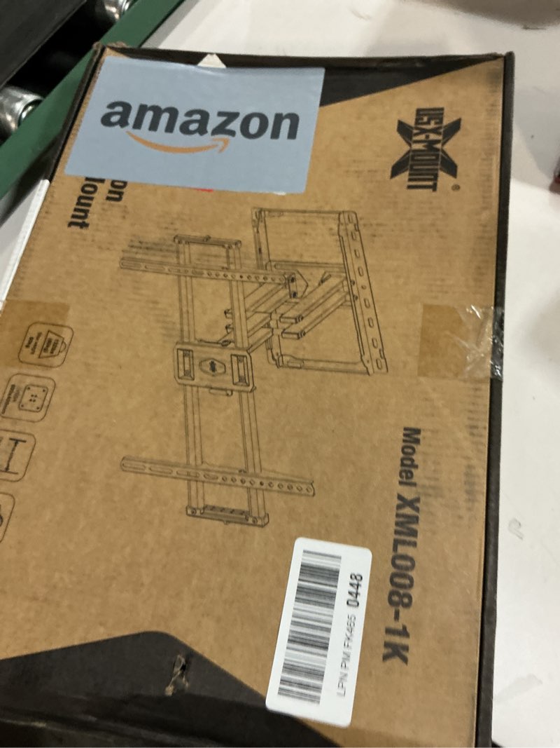 Condition photo showing New/Like New for USX Mount Full Motion TV Wall Mount for Most 42-90 inch Flat Screen/LED/4K, TV Mount Bracket Dual Swivel Articulating Tilt 6 Arms, Max 16" Wood Studs, VESA 600x400mm, Holds up to 132lbs