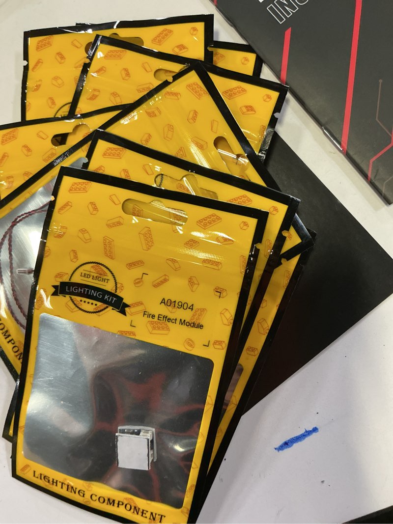 Condition photo showing New/Like New for Hilighting Upgraded Led Light Kit Compatible with Lego Christmas Table Decoration Building Set, Lights Decoration Compatible with Lego 40743 (Model Not Included)