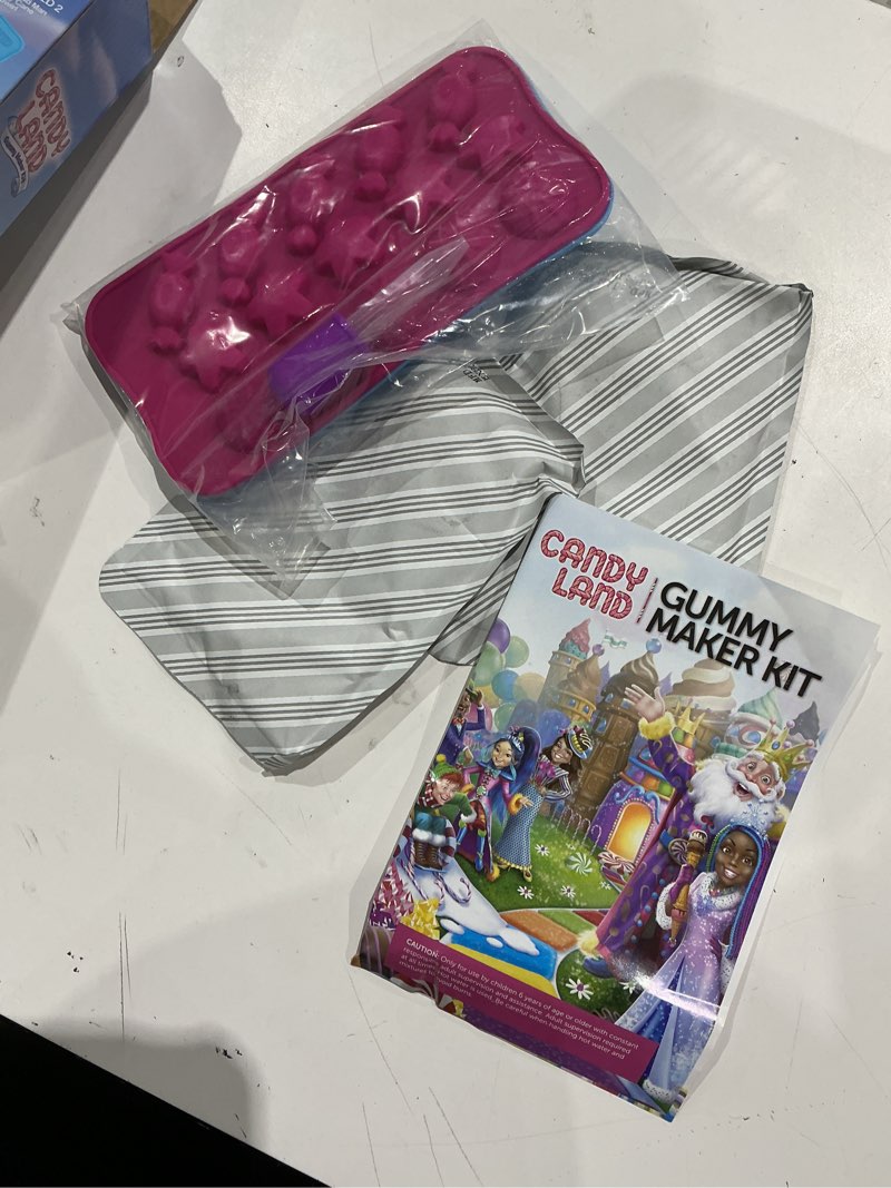 Condition photo showing Good Condition for gummy maker kit (candyland) kids novelty candy making set