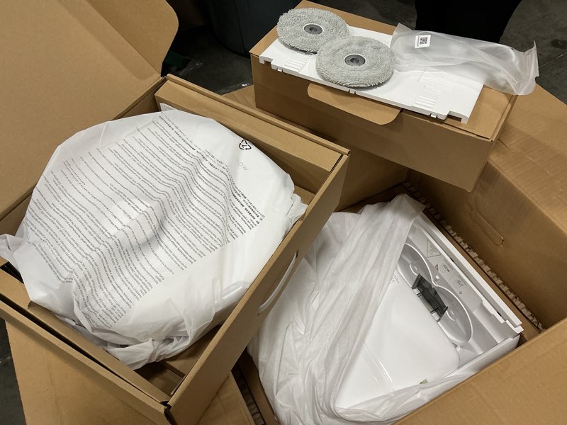 Condition photo showing Good Condition for Mova P50 Ultra Robot Vacuum Cleaner with Flexible Mop, 19,000 Pa Suction Power with Anti-Tangle Brush, Corner and Edge Cleaning, 167? Automatic Cleaning & Self-Drying & Cleaning, Auto Empty & Refill
