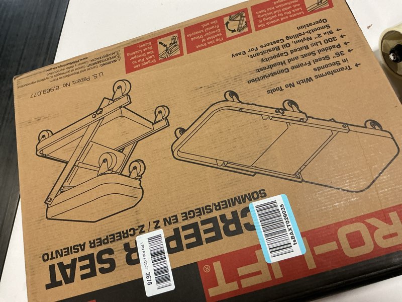 Condition photo showing New/Like New for pro-lift c-2036dg black/green 300 lbs mechanic creeper green creeper