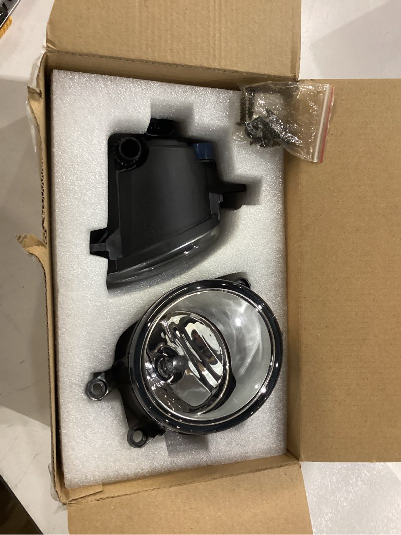 Condition photo showing New/Like New for Fog Light Assembly Compatible with 2006-2013 Toyota Venza/Camry/Corolla/Highlander/RAV4/Prius & Lexus GS350/HS250h/RX350 - Left & Right Pair with H11 55W Bulbs (Clear Lens)