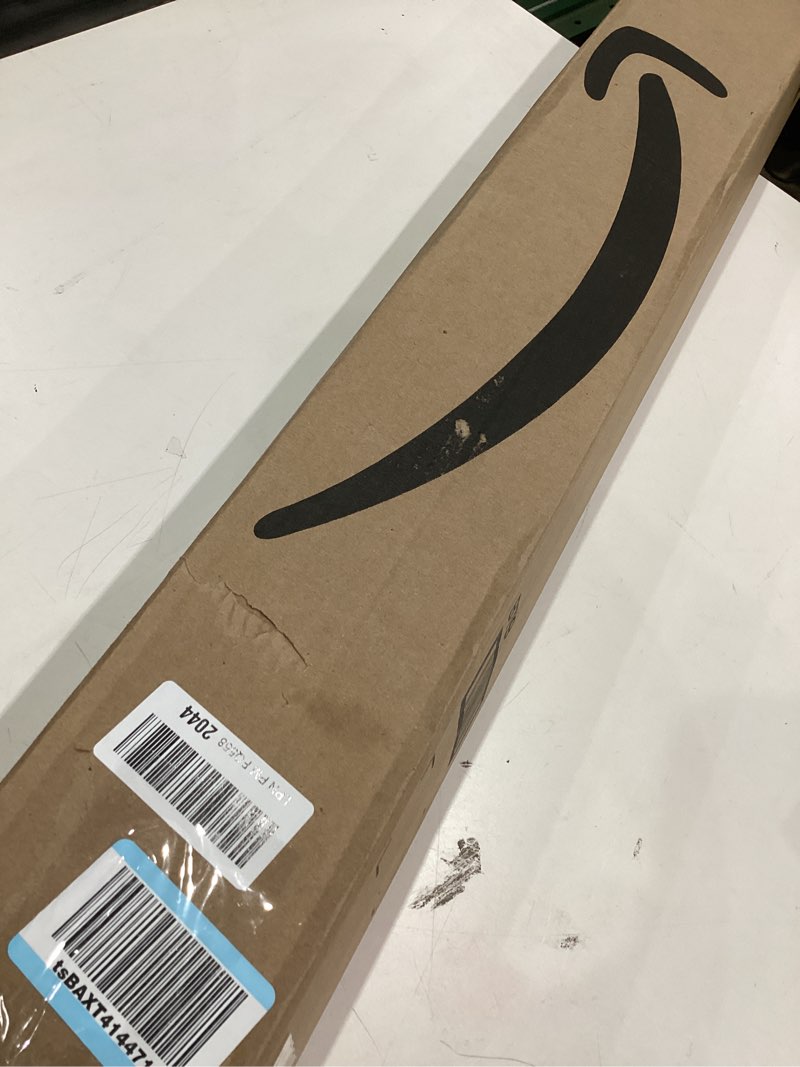 Condition photo showing Good Condition for Tapete cafe