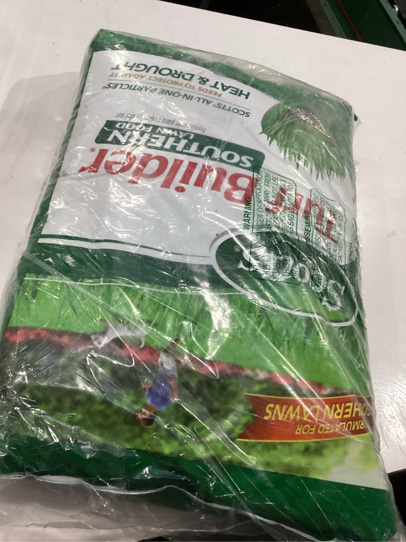 Condition photo showing New/Like New for Scotts Turf Builder Southern Lawn Food, 28.12 lbs.