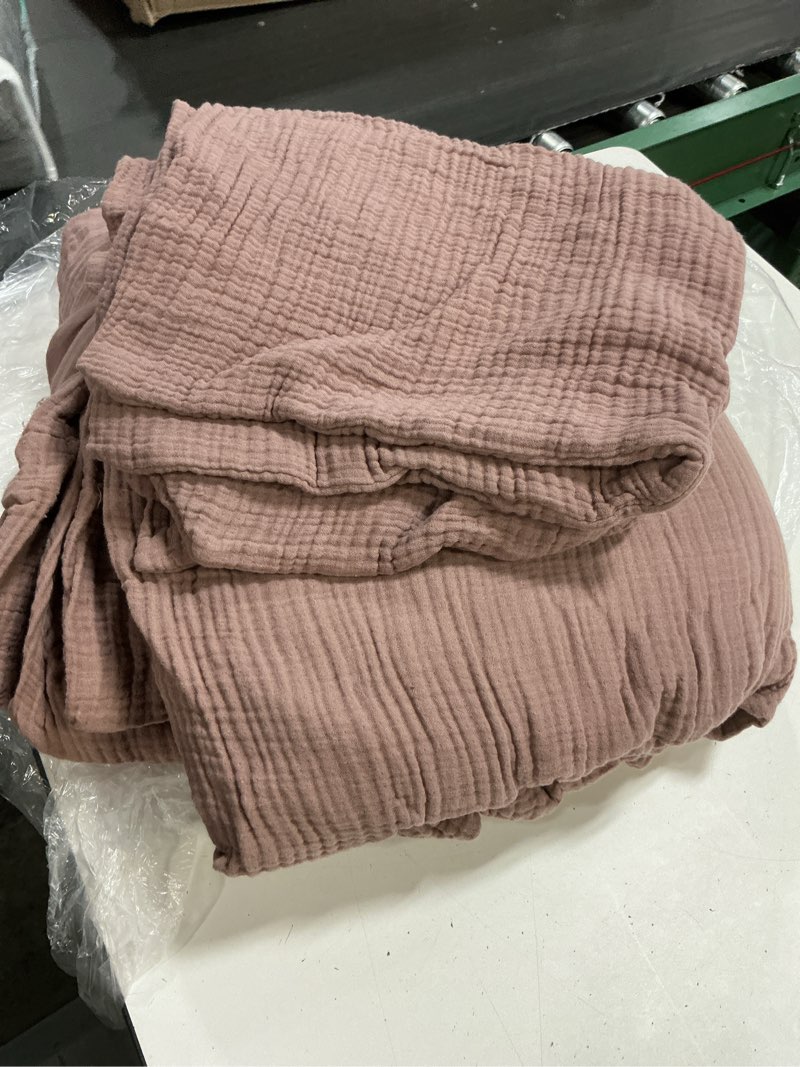 Condition photo showing Good Condition for quince organic cotton gauze dream quilt set queen coffe