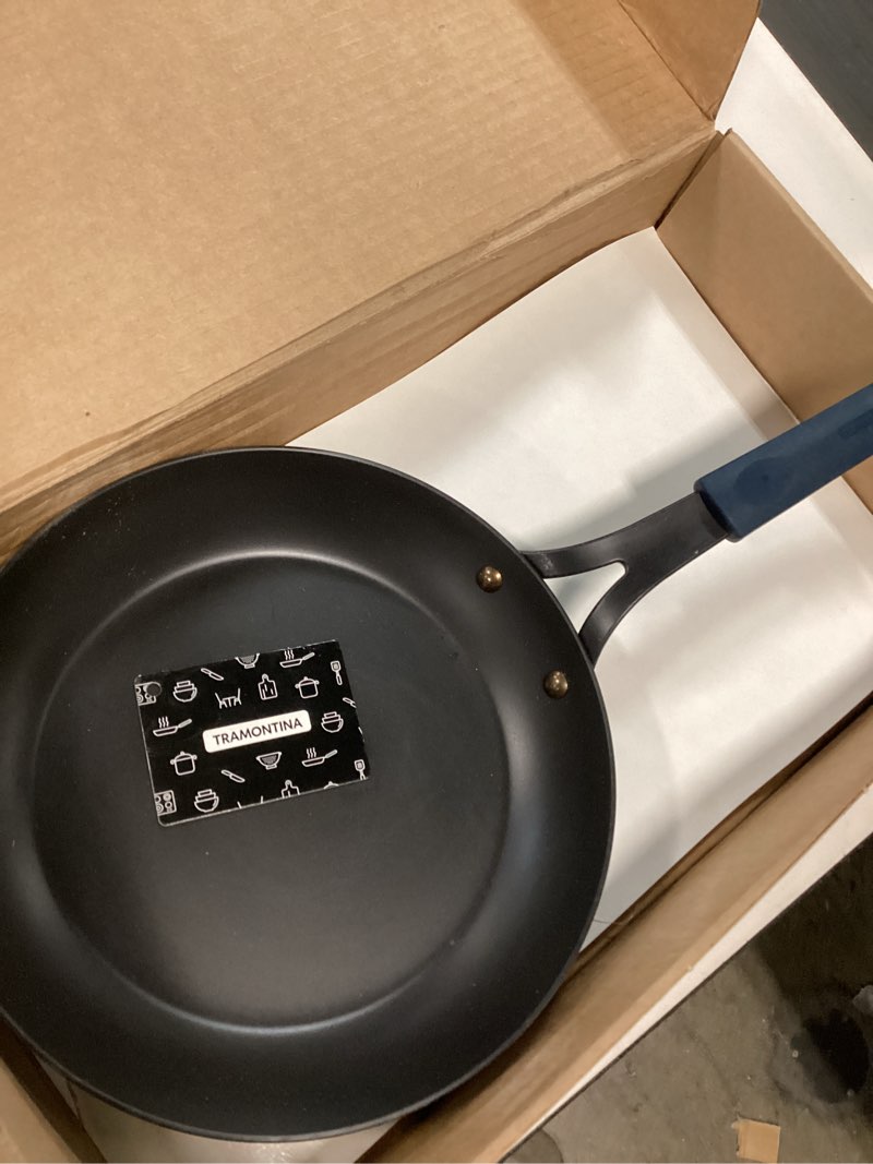 Condition photo showing Good Condition for Similar Tramontina Professional Fusion 10-Inch Non Stick Frying Pan, Heavy-Gauge Aluminum Skillet with Reinforced Nonstick Coating, Dishwasher and Oven Safe Fry Pan 10-Inch