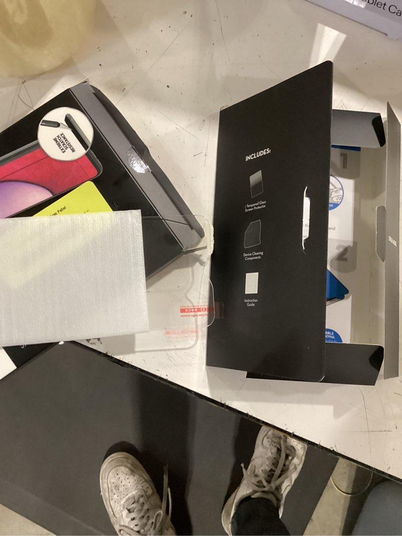 Condition photo showing Good Condition for duraglass tempered glass screen protector with quick installation tray for samsung galaxy a17 5g