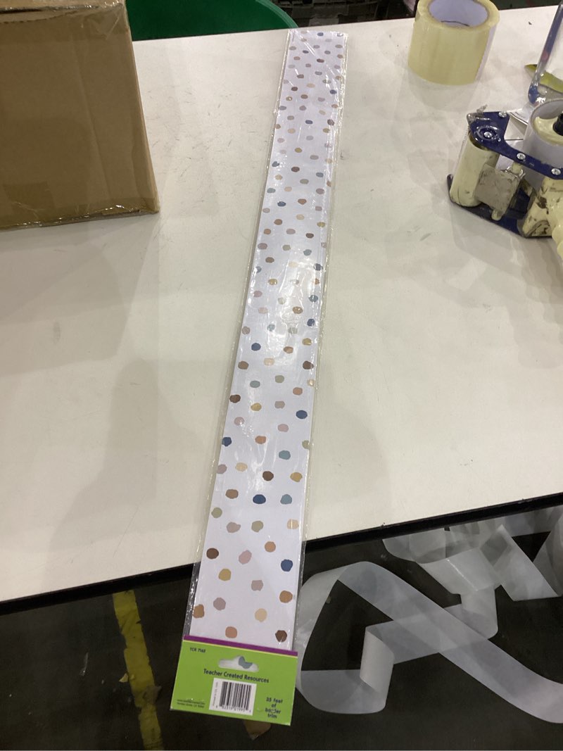 Condition photo showing New/Like New for Teacher Created Resources Everyone is Welcome Painted Dots Straight Border Trim (TCR7165)