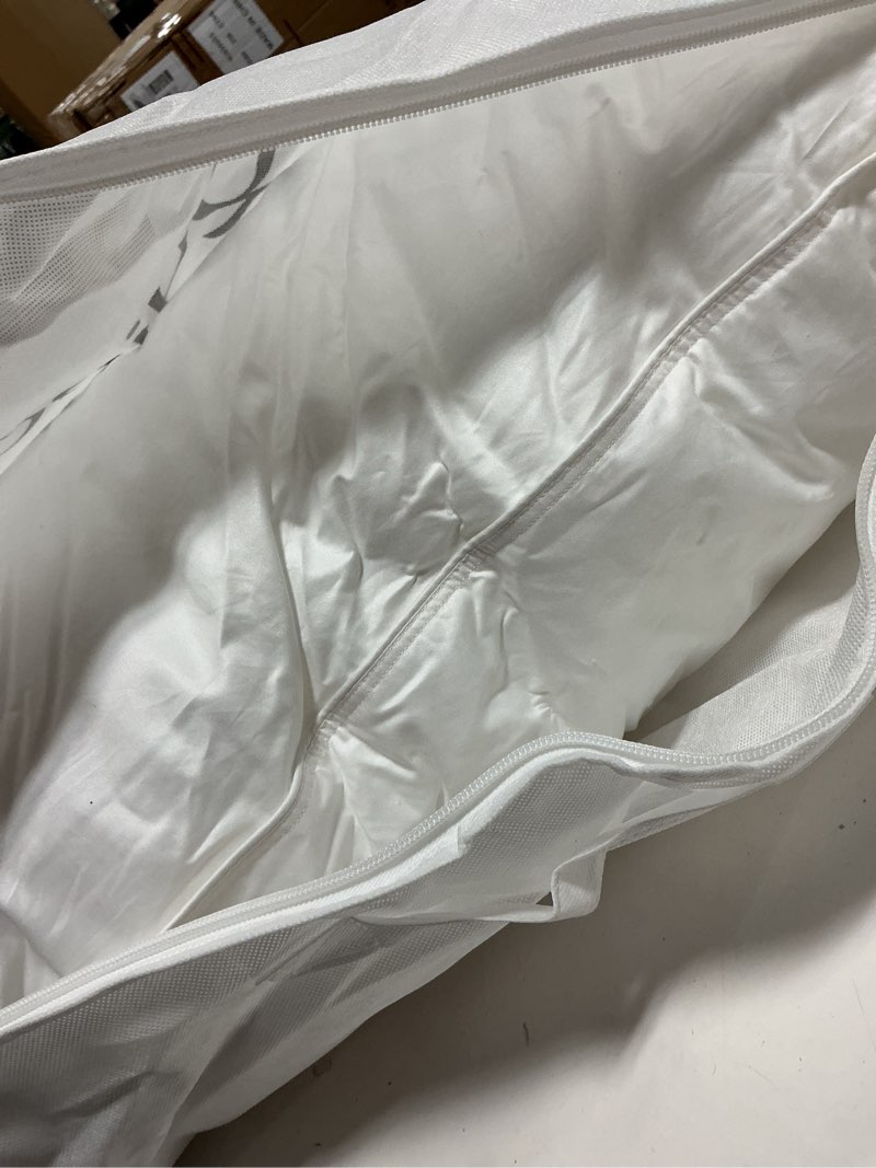 Condition photo showing Good Condition for premium down alternative pillow, king, soft/medium