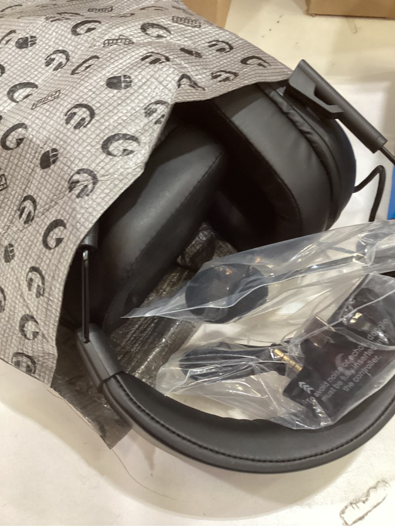 Condition photo showing Good Condition for ryr wireless gaming headset for xbox series x|s, xbox one, pc, ps4/5, mac, switch, mobile, 3d surround sound, bluetooth 5.3, 60h battery, gaming headphones with detachable noise canceling mic-black