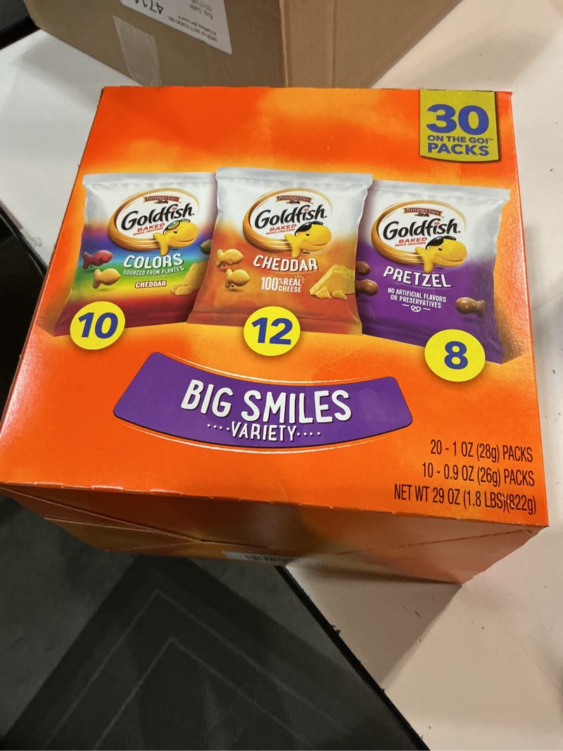 Condition photo showing New/Like New for ((bb:05/17/26))goldfish crackers big smiles variety pack with cheddar, colors, and pretzels, snack pack of 4, 120ct