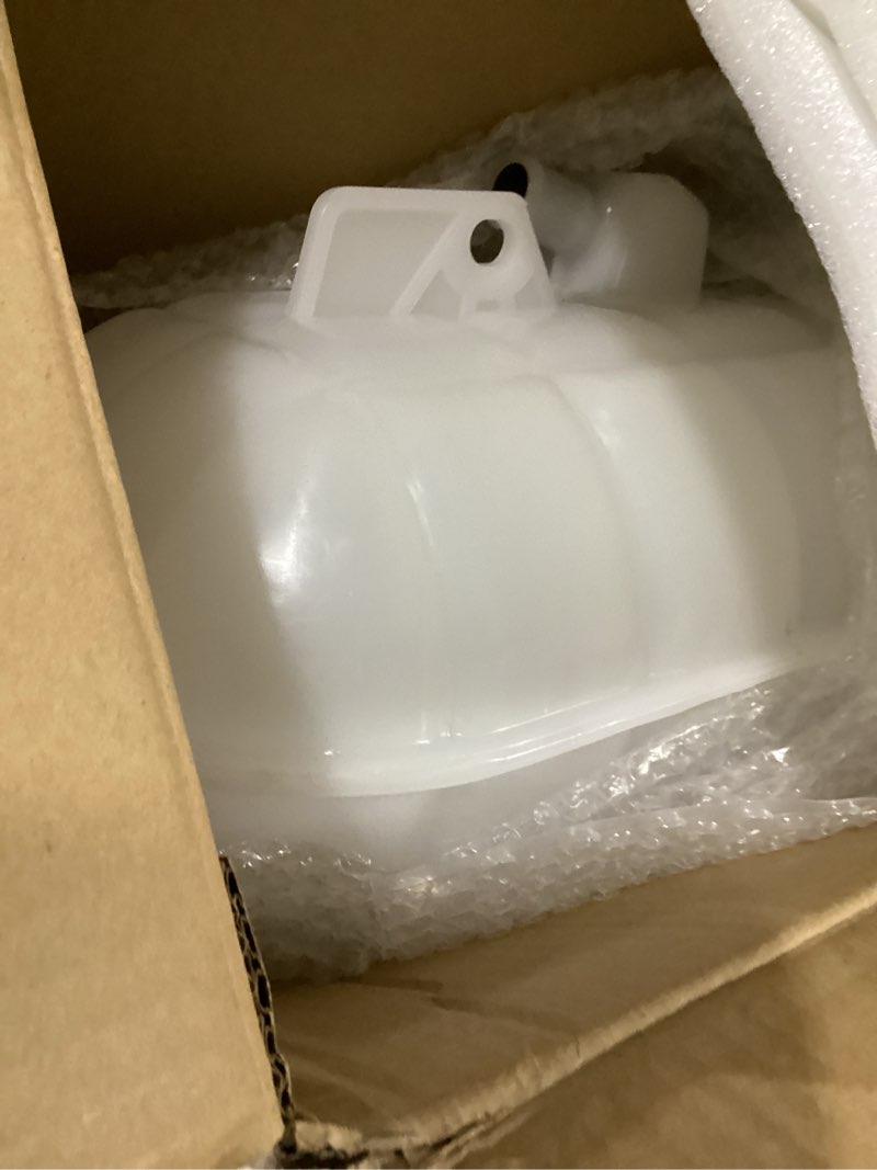 Condition photo showing Good Condition for wflnhb new 603-5201 radiator coolant overflow tank replacement for for 2004-2009 freightliner century class columbia