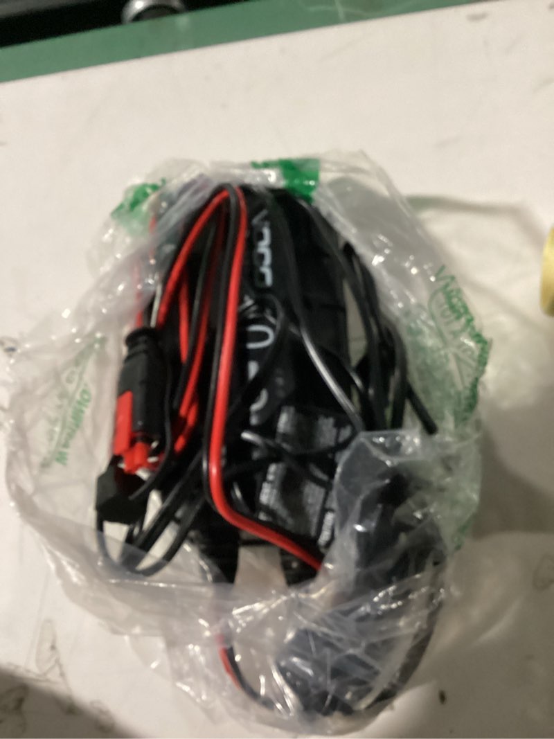 Condition photo showing Good Condition for noco genius10: 10a 6v/12v smart battery charger – automatic maintainer, trickle charger & desulfator with overcharge protection & temperature compensation – for lead-acid & lithium batteries