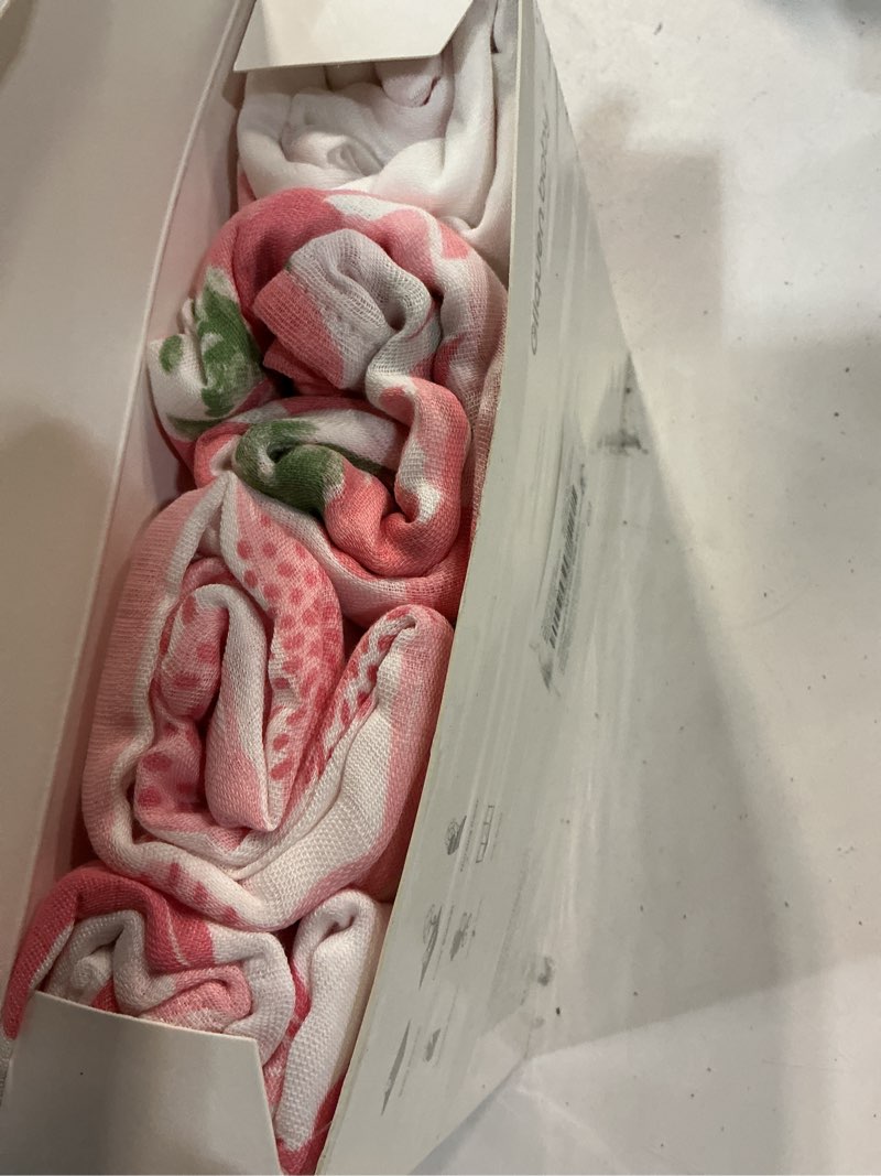 Condition photo showing New/Like New for gllquen baby muslin swaddle blankets 4-pack breathable receiving blankets (35" x 40") soft baby blankets for girls and boys newborn essentials muslin burp cloths swaddle wrap baby gift (flower) flower 4 pack