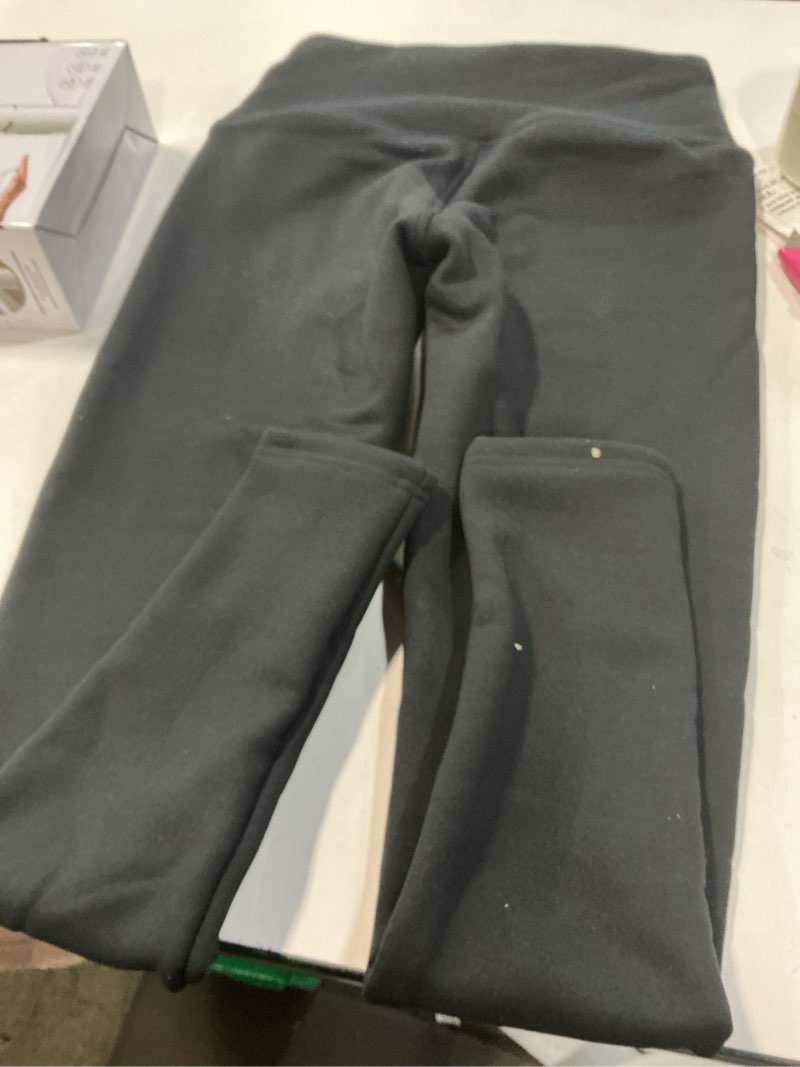 Condition photo showing Good Condition for FULLSOFT Thick Fleece Lined Leggings for Women – High Waisted Winter Thermal Warm Yoga Pants Workout Tummy Control Leggings 1-black Small
