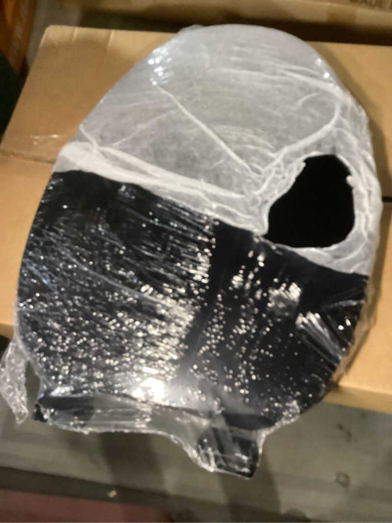 Condition photo showing Good Condition for black round toilet seat,soft close,easy installation& release, easy to clean,fits for standard round with premium pp material lid,b2b available (16.5'', black) without baby seat black