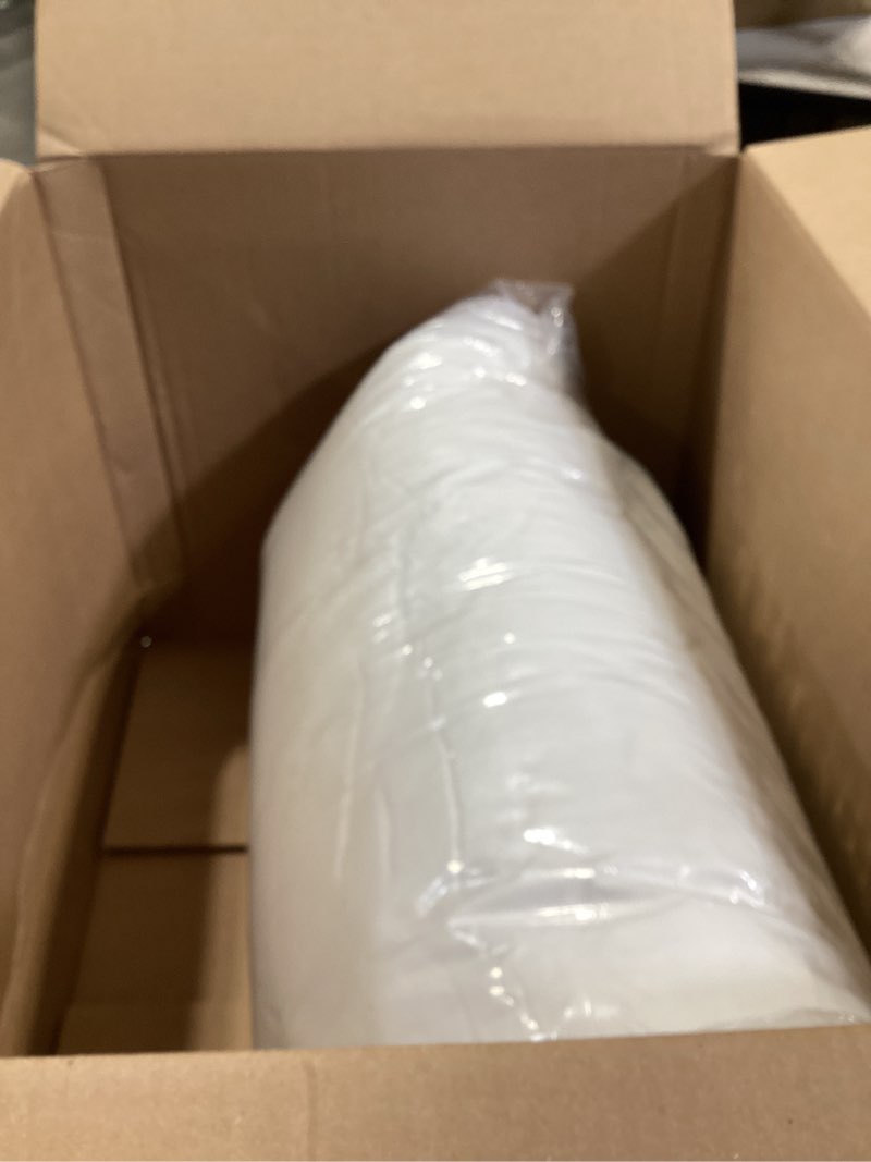Condition photo showing Good Condition for nestl throw pillows for couch, 26x26 pillow inserts, soft throw pillow, lightweight 26x26 pillows, machine washable sofa pillows, white throw pillows, premium euro pillow insert set of 2 white 26"x26"