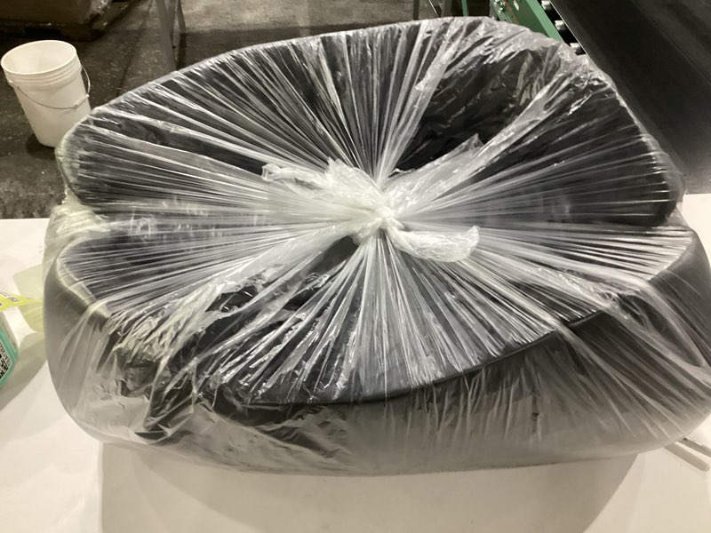 https://lotting-media.assets.bidfta.com/lotting_86ab8b8c-3187-44bf-9bdb-2f419a1f18c9