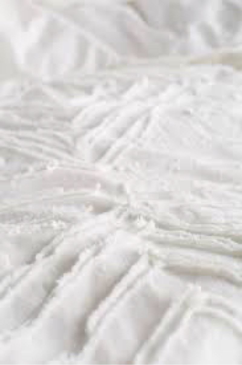 Duvet with chevron pattern at east a uen