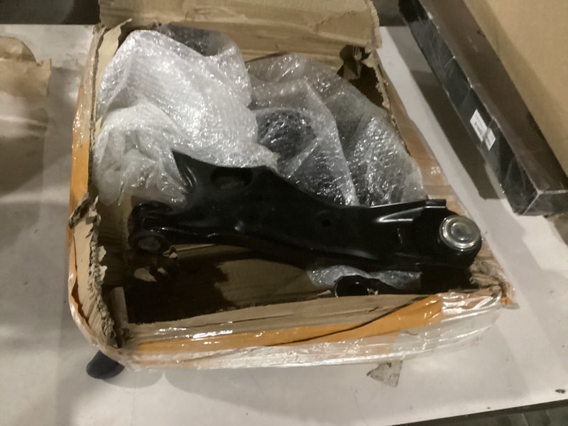 Condition photo showing Good Condition for applianpar 2pcs rear left and right suspension trailing control arm with bushing for ford escape 2013-2019