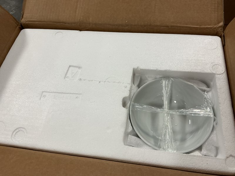 Condition photo showing New/Like New for MALACASA 24-Piece Gourmet Porcelain Dinnerware Sets, Modern White Round Dish Set for 6 - Premium Serving Plates and Bowls Sets for Dessert, Salad, Soup, Pasta - Series AMELIA AMELIA White 24 Piece (Service for 6)