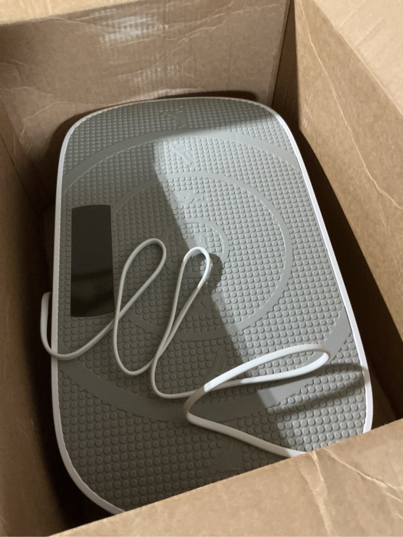 Condition photo showing Good Condition for cv30 curved portable slim vibration plate for beginners