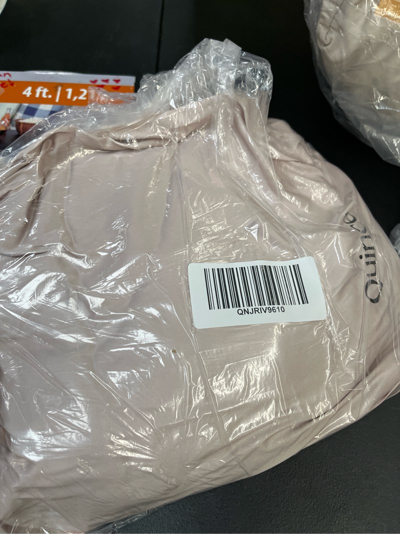 Condition photo showing Good Condition for bamboo duvet cover, full/queen, soft blush