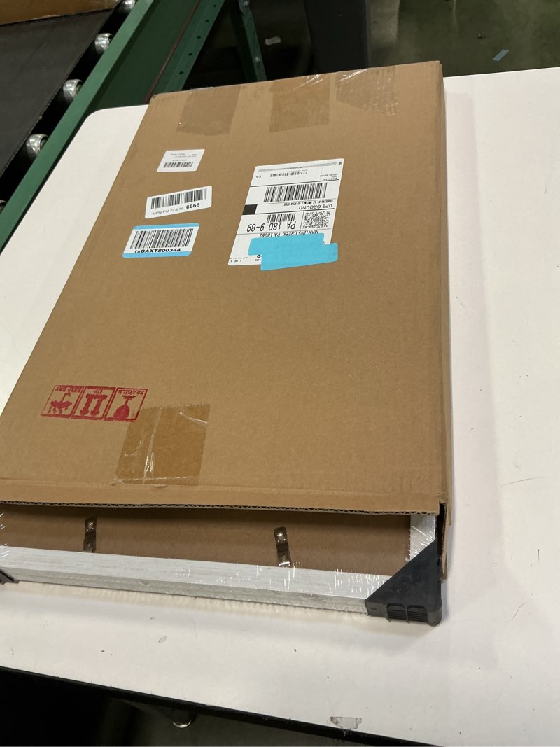 Condition photo showing New/Like New for 13x21 Collage frame with 10 Openings 4X6 Pictures, Multiple Picture Frame with Mat, Wall or Tabletop Decor, White Wood Grain,2 Pack White 13x21 - (10 open 4x6)