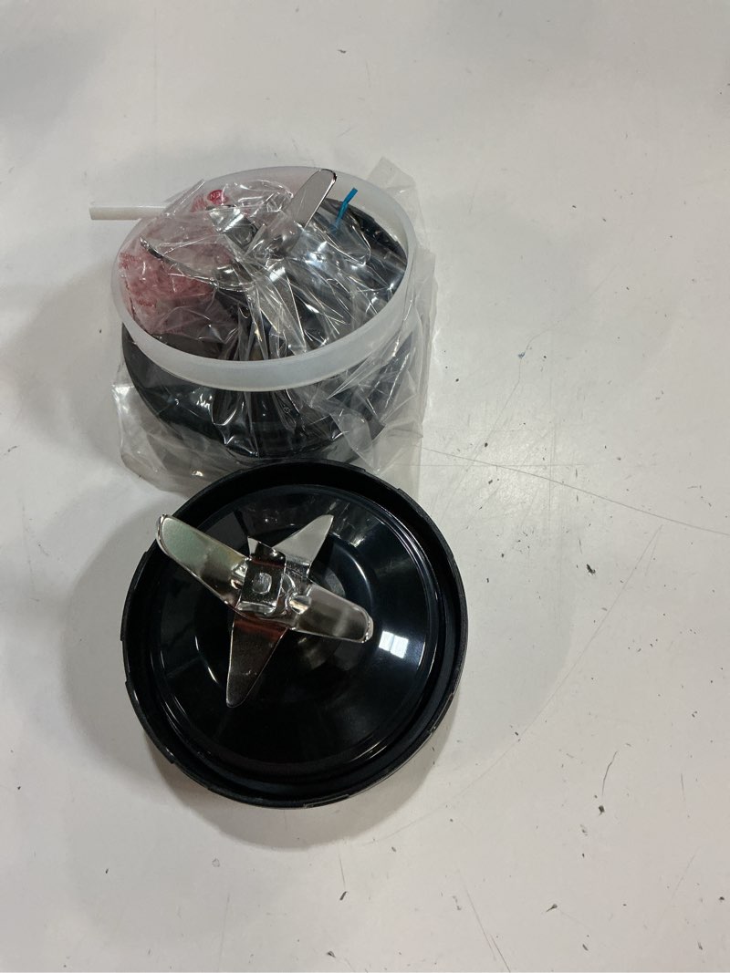 Condition photo showing Good Condition for (pack of 2) blender replacement parts 7 fins extractor blade assembly with rubber gasket compatible with nurti ninja blenders auto iq bl480 bl401 bl642 bl801 nn102