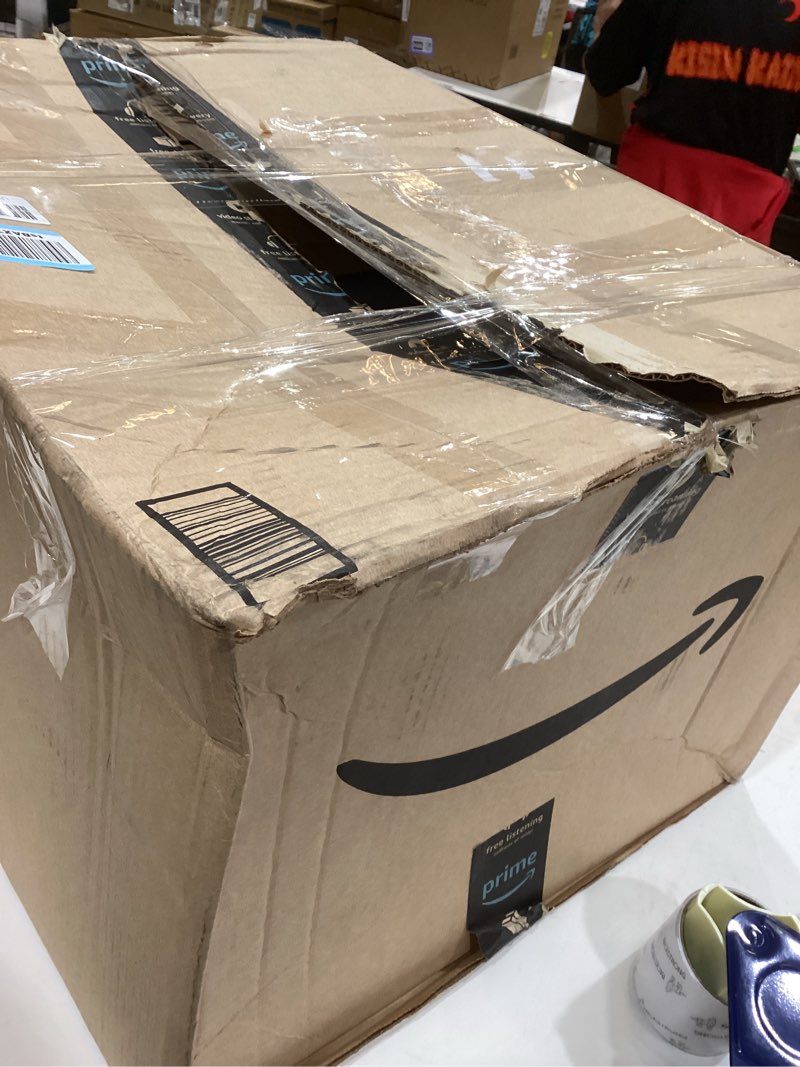 Condition photo showing Good Condition for Wheeled storage container