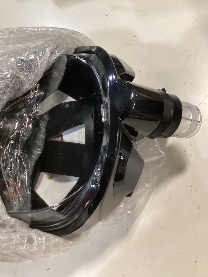 Condition photo showing Good Condition for greatever g2 full face snorkel mask with latest dry top system,foldable 180 degree panoramic view snorkeling mask with camera mount,safe breathing,anti-leak&anti-fog black large/ x-large