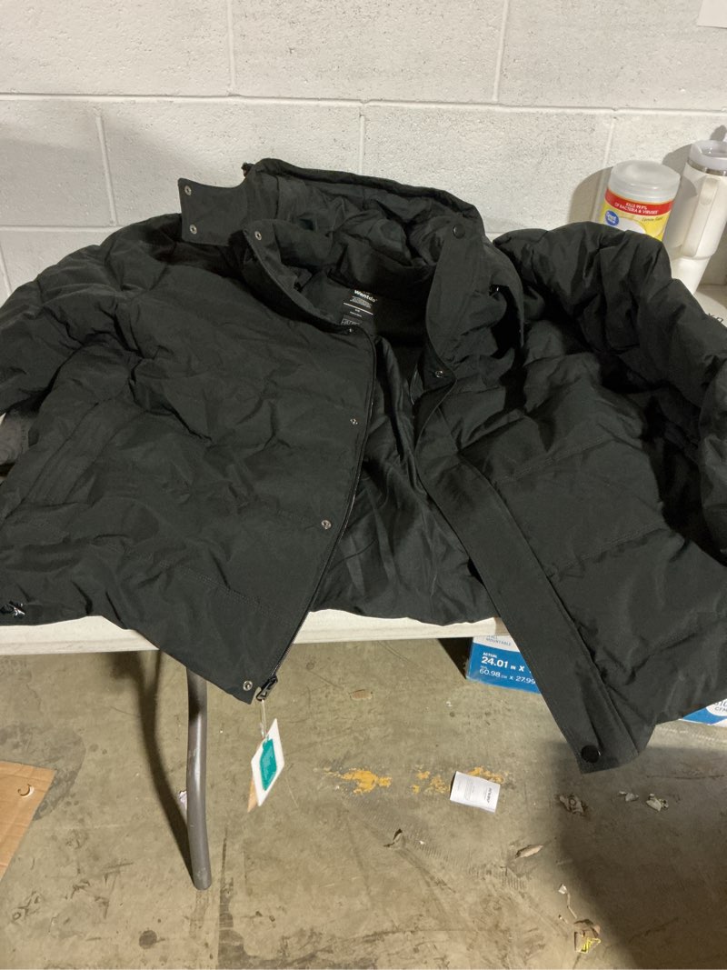 Condition photo showing Good Condition for wantdo men's hooded winter coat warm puffer jacket thicken cotton coat with removable hood 6x-large big black
