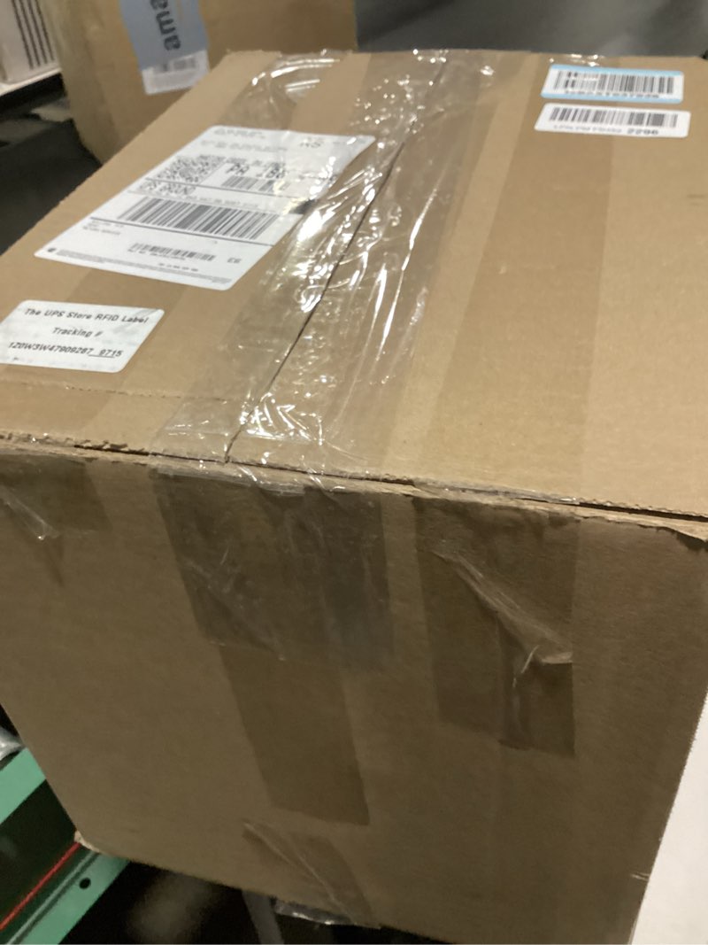 Condition photo showing Good Condition for Covermates Keepsakes Garland Duffle Bag - Durable Polyester, Reinforced Handles, Fits up to 25 Foot 