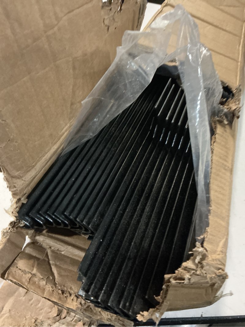 Condition photo showing Good Condition for 20 pack garden fence post, 3 feet heavy duty metal u-post for wire fence, no dig garden fence stakes for temporary fencing, electric fence wire, corner anchor, and more-black 3ft-20pcs black