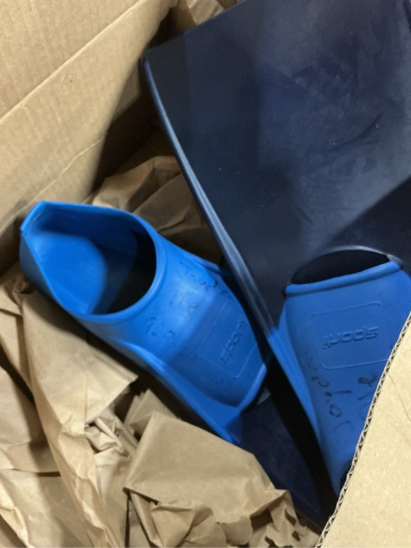 Condition photo showing Good Condition for sporti adult-kids swim fins for pool lap swimming - long floating fins for swimming & snorkeling - swim flippers for training m 7-8 / w 8-9 navy-blue