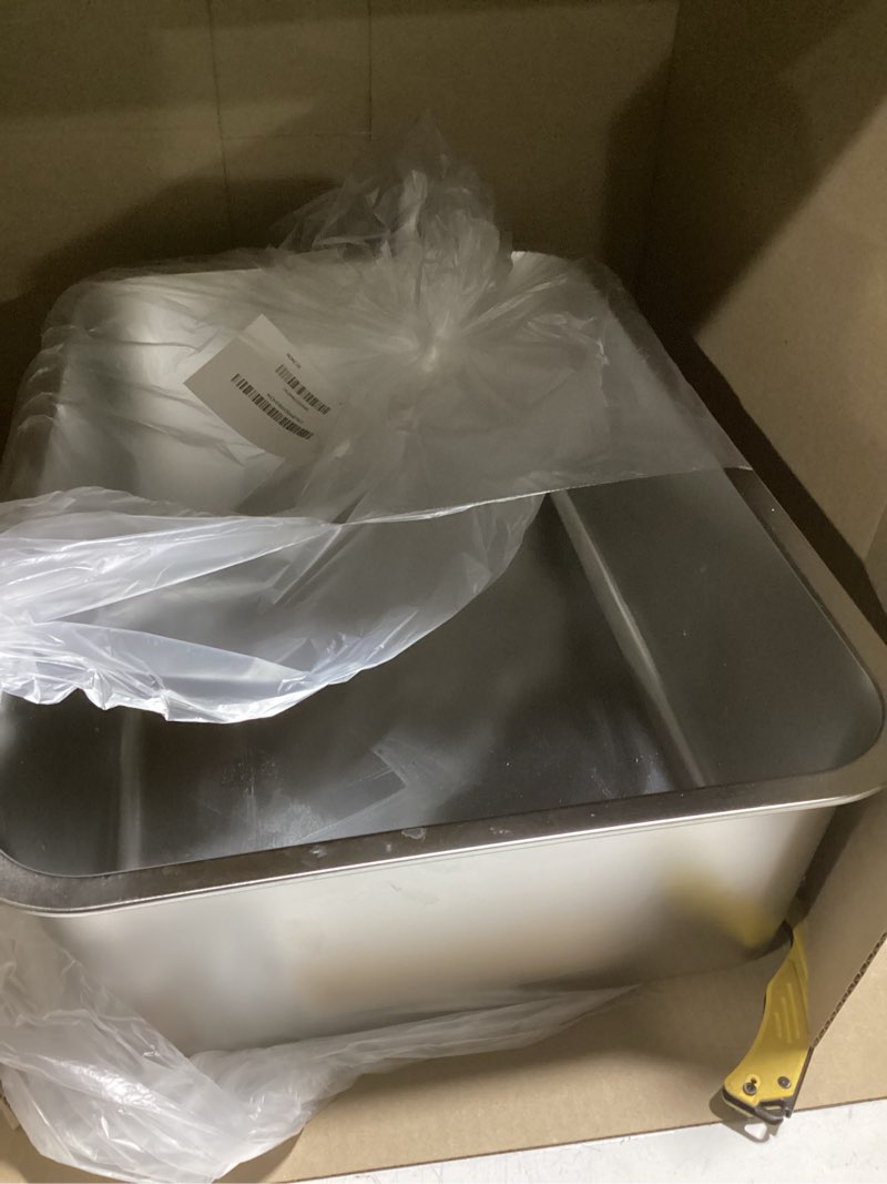 Condition photo showing Good Condition for kichwit extra large stainless steel open cat litter box with high sides, metal litter pan for cat, 23.6 x 15.7 x 5.9 inches 23.6" l x 15.7" w x 5.9" h (without lid)
