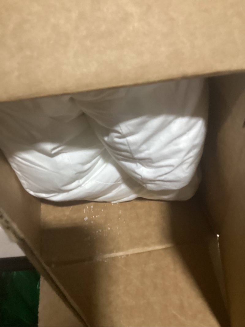 Condition photo showing Good Condition for Casper Sleep Original Pillow for Sleeping, Standard, White Standard Single Pack