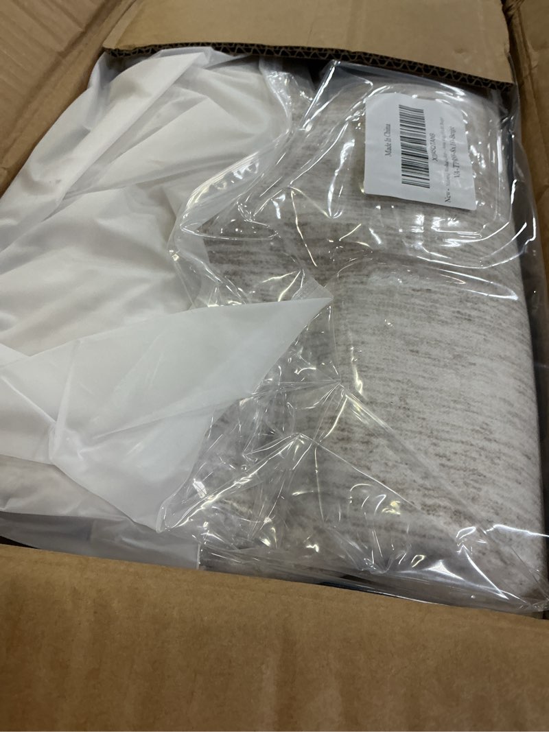 Condition photo showing New/Like New for 8x10 area rugs for living room, large washable rug non slip beige | soft low pile, thin & lighweight carpet, folable stain resistant modern indoor floor mat for bedroom, dining room, home decor 01-beige 8' x 10' (rectangular)
