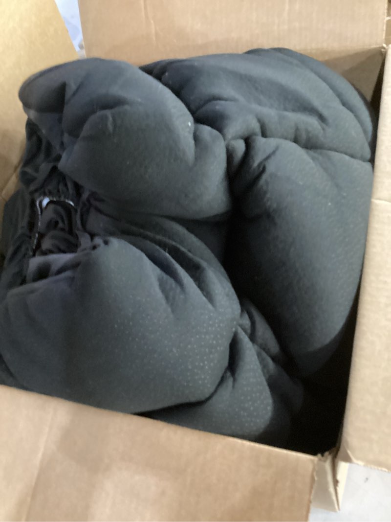 Condition photo showing Good Condition for large black mattress topper