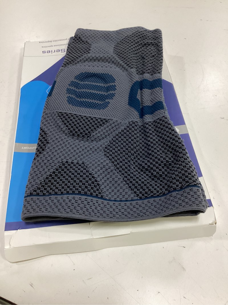 Condition photo showing Good Condition for neenca professional knee brace for pain relief, medical knee compression sleeve, knee support with horizontal knit tech for meniscus tear, acl, arthritis, joint pain, runner, workout xx-large upgraded version - navy blue