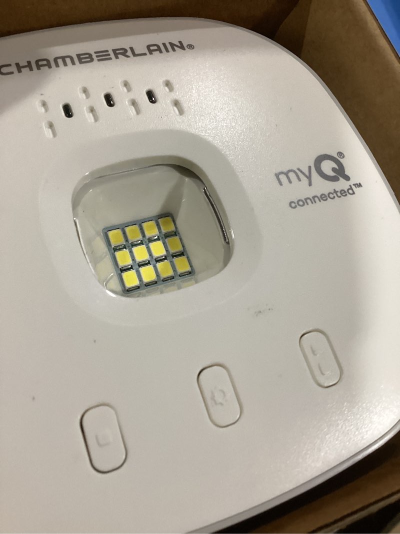Condition photo showing Good Condition for CHAMBERLAIN Smart Garage Control - Wireless Garage Hub and Sensor with Wifi & Bluetooth - Smartphone Controlled, myQ-G0401-ES, White